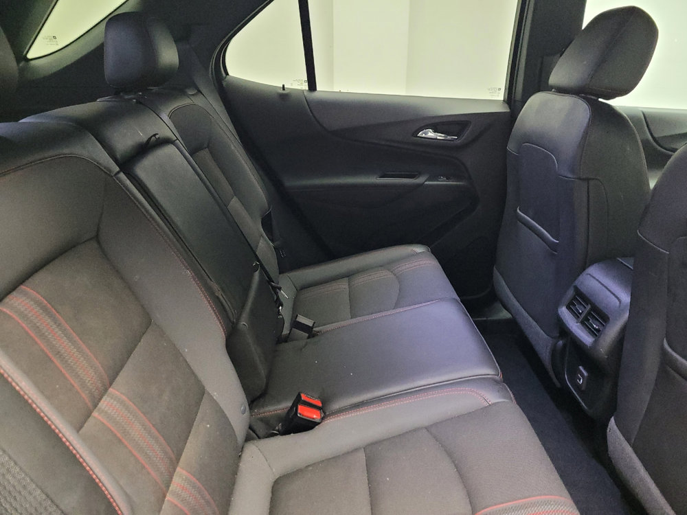 Used 2022 Chevrolet Equinox RS w/ LPO, Floor Liner Package image 19