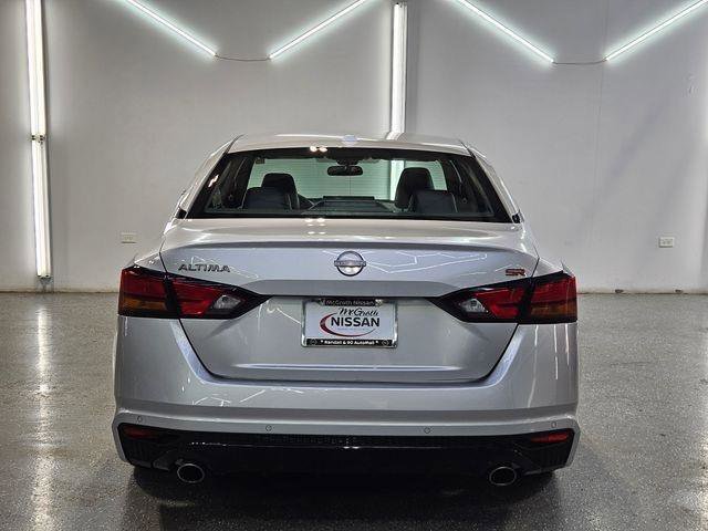 Used 2025 Nissan Altima 2.5 SR w/ SR Premium Package FWD image 5