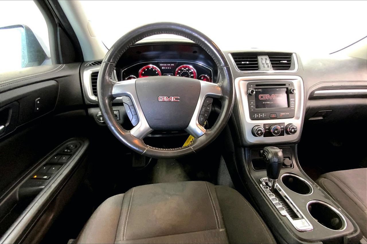 Used 2016 GMC Acadia SLE FWD image 14