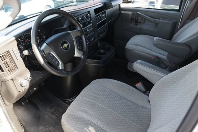 Used 2017 Chevrolet Express 3500 LT w/ LT Preferred Equipment Group RWD image 6
