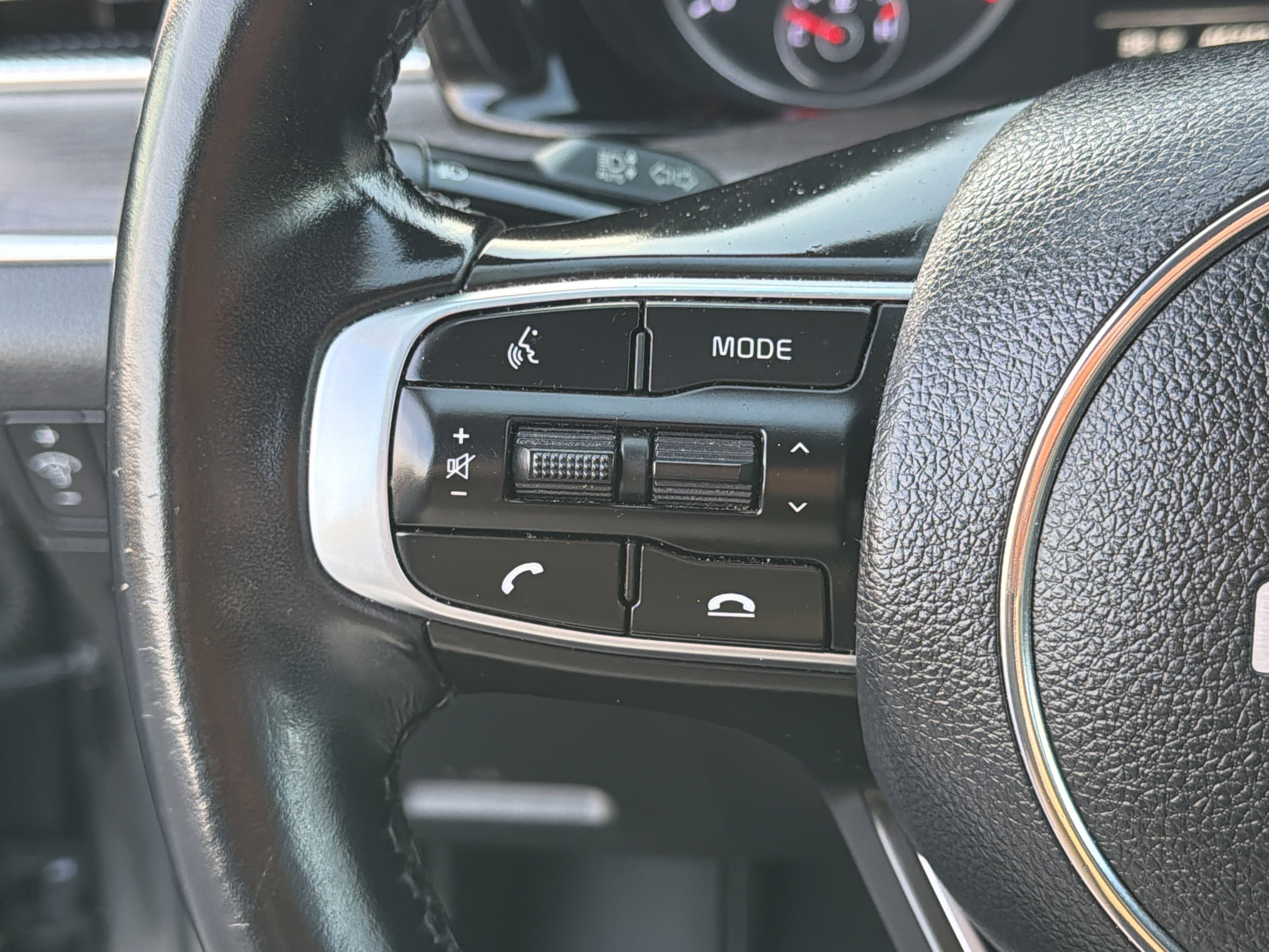 Used 2022 Kia K5 EX image 25