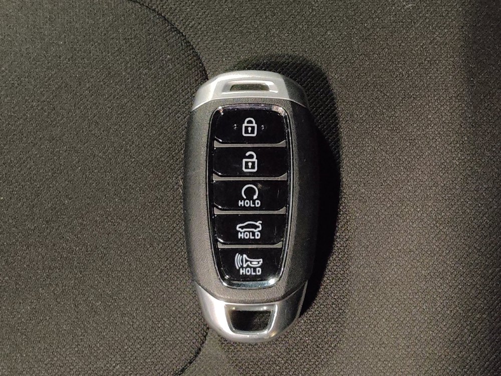 Used 2023 Hyundai Elantra SEL w/ Convenience Package FWD image 32