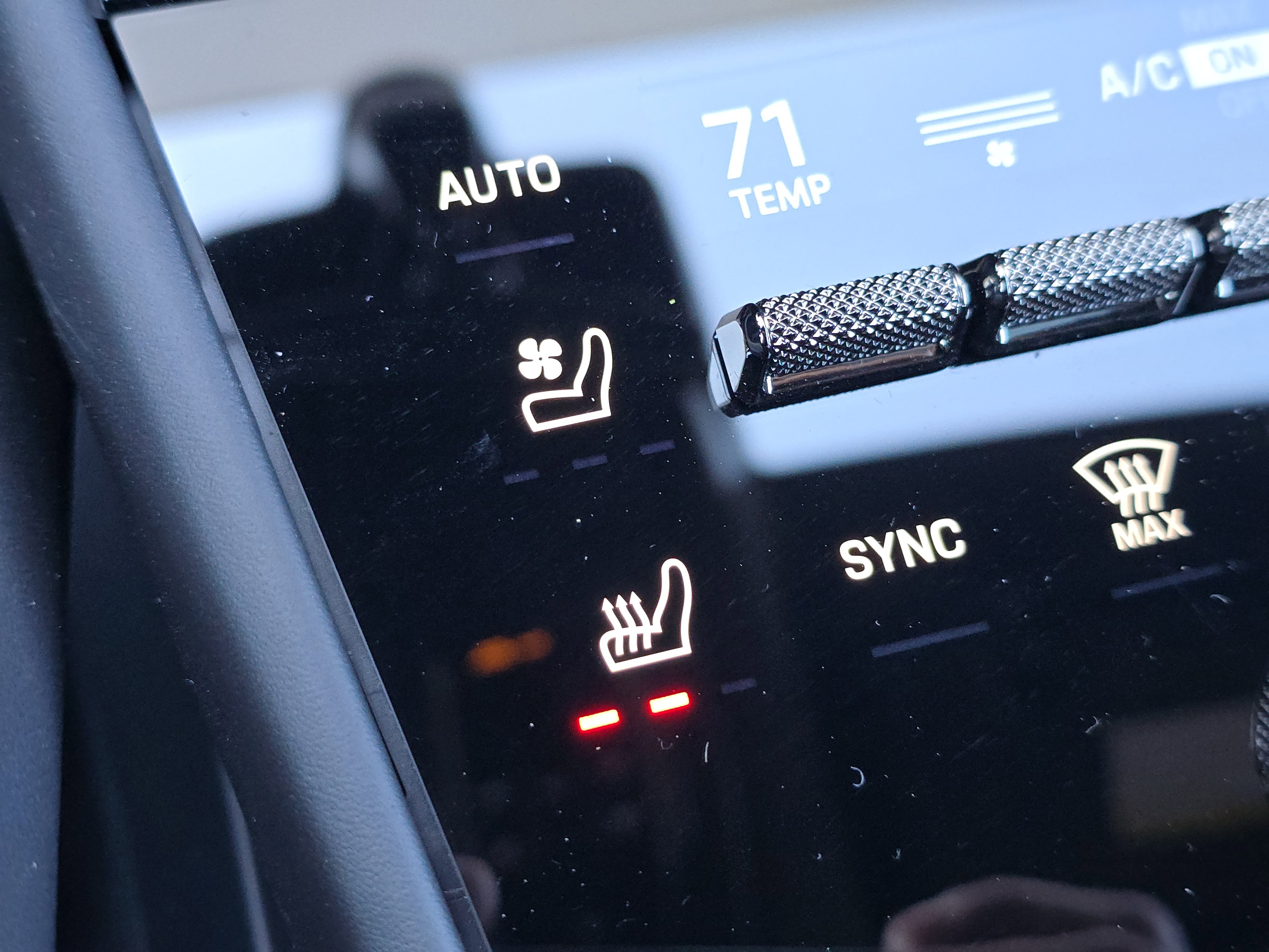 New 2026 Porsche Cayenne Turbo image 25