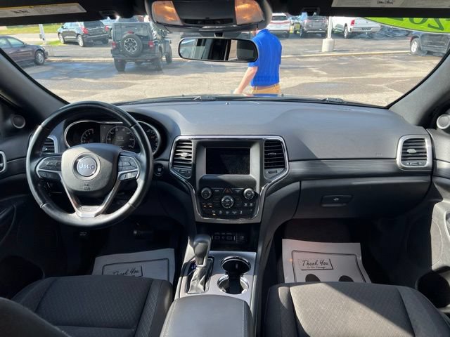 Certified 2020 Jeep Grand Cherokee Laredo AWD/4WD image 14