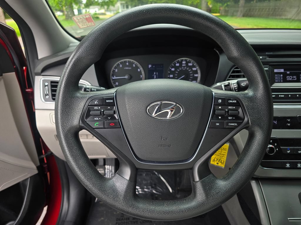 Used 2017 Hyundai Sonata SE FWD image 27