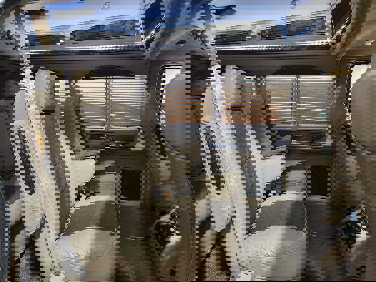 Used 2015 Chevrolet Express 2500 image 57