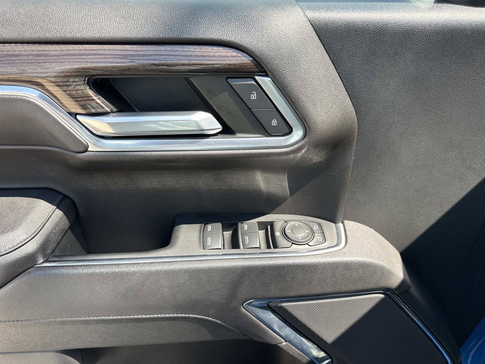 Used 2023 Chevrolet Silverado 1500 LT RWD image 19