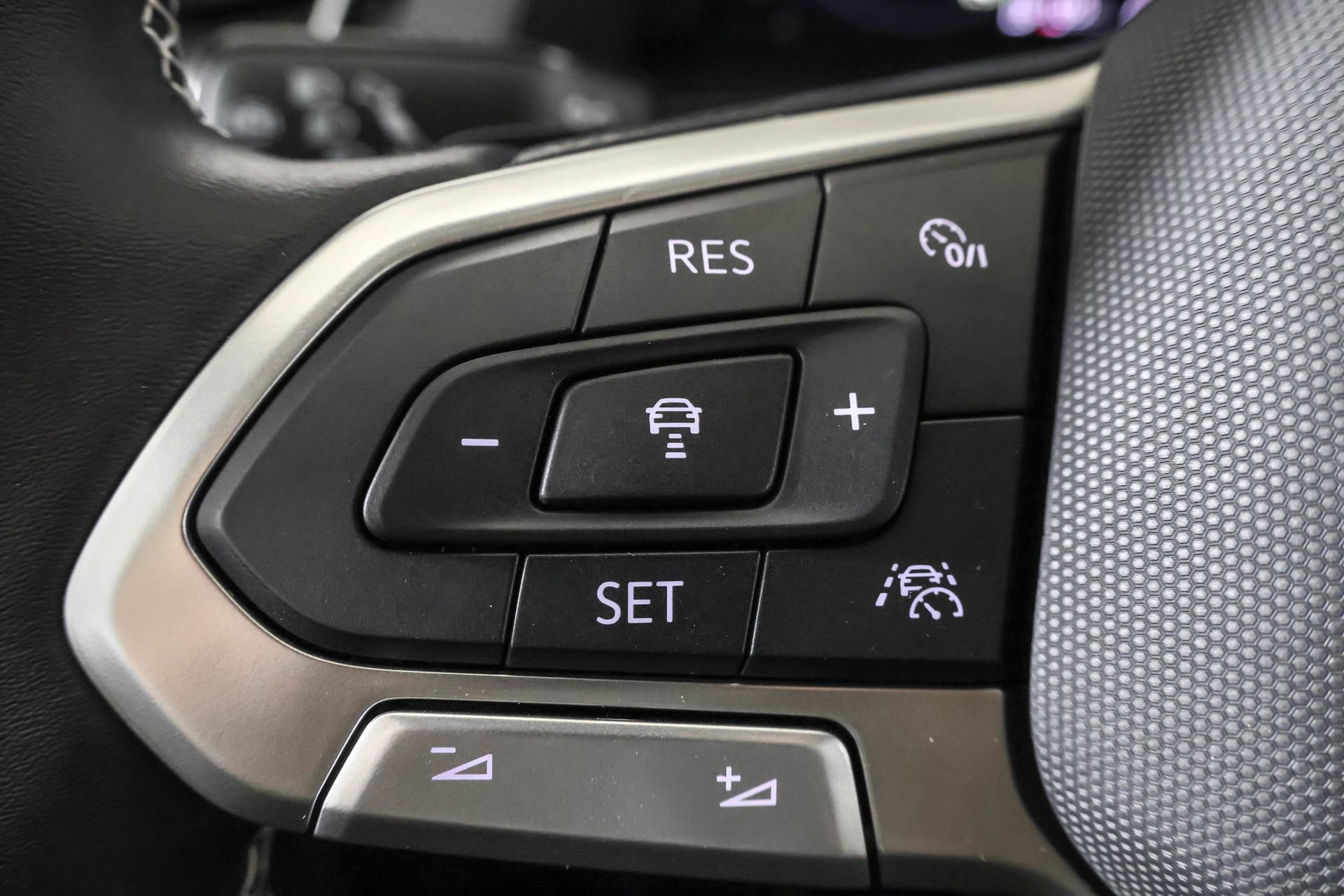 New 2026 Volkswagen Atlas Cross Sport SEL image 24