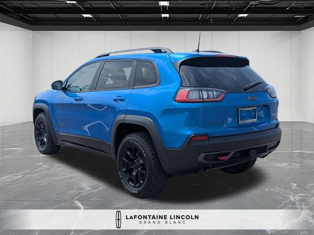 Used 2020 Jeep Cherokee Trailhawk AWD/4WD image 3