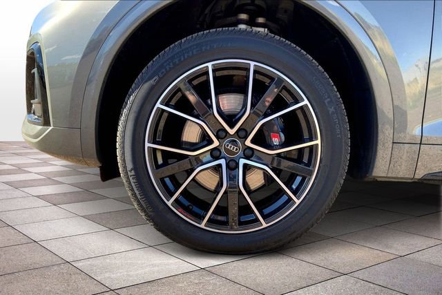 Used 2023 Audi SQ5 Premium Plus w/ Premium Plus Package image 9