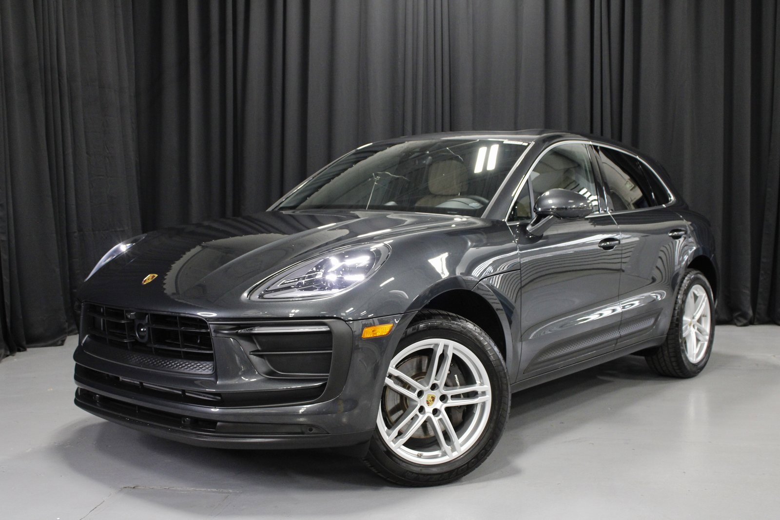 Certified 2025 Porsche Macan