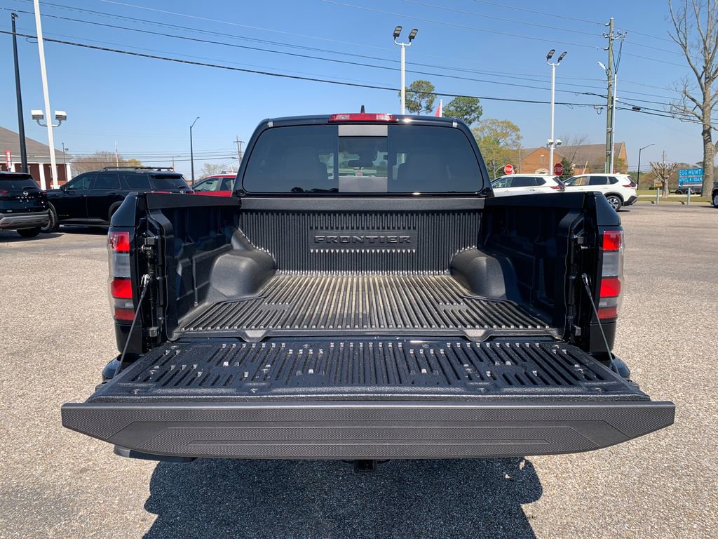 New 2026 Nissan Frontier SV image 5