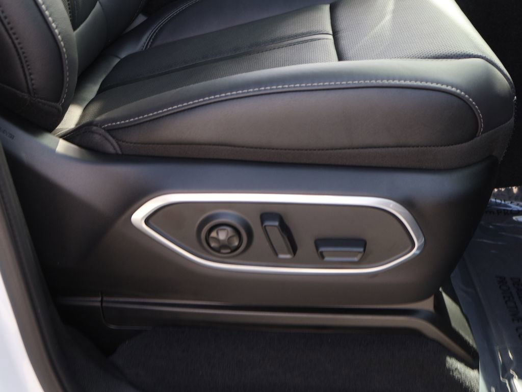 New 2026 Jeep Grand Wagoneer L Limited w/ Premium Group II image 10