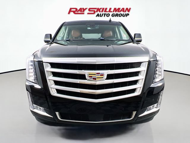 Used 2015 Cadillac Escalade Premium AWD/4WD image 2