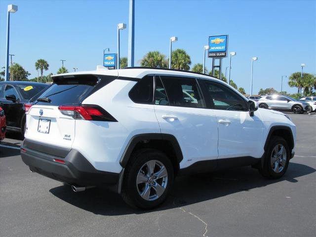 Used 2024 Toyota RAV4 XLE image 5