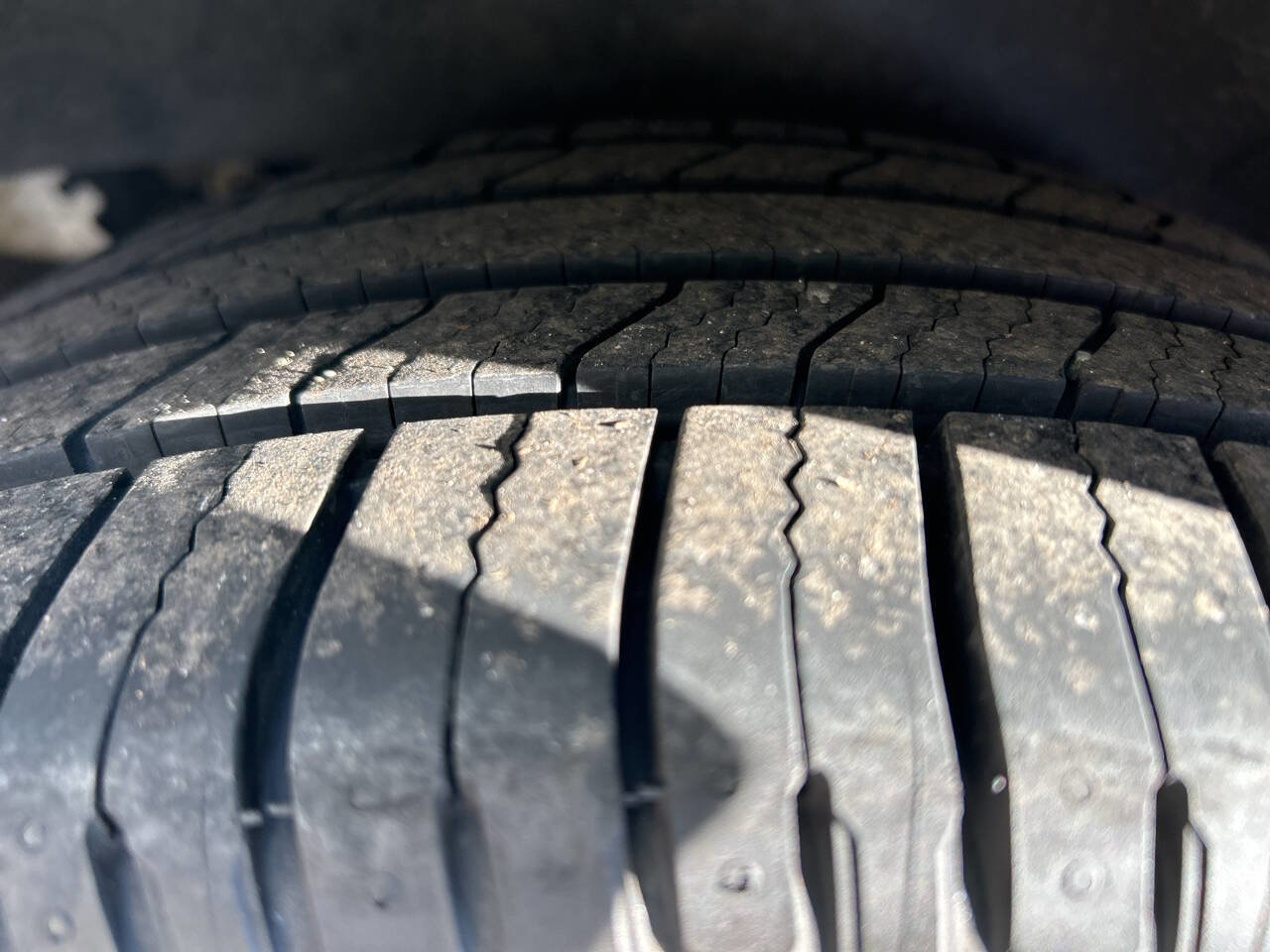 Used 2011 Buick Lucerne CXL image 21