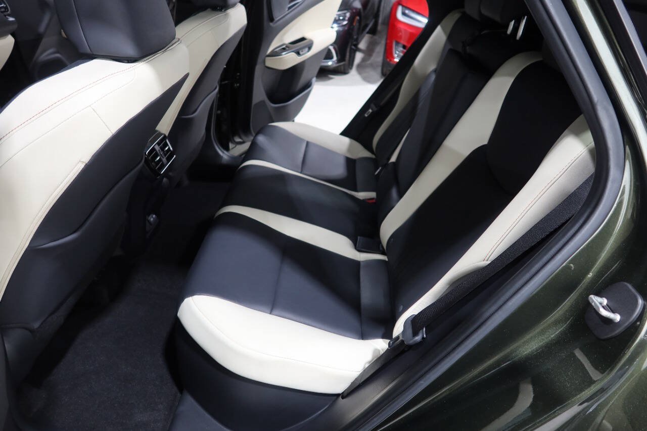 Used 2024 Lexus NX 350h AWD image 17