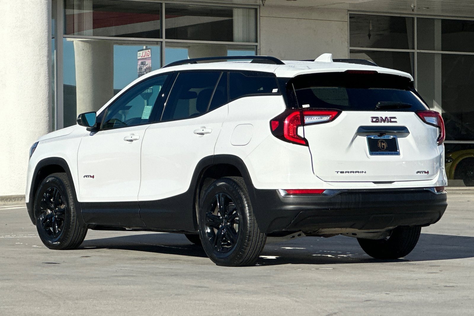 Used 2023 GMC Terrain AT4 image 4