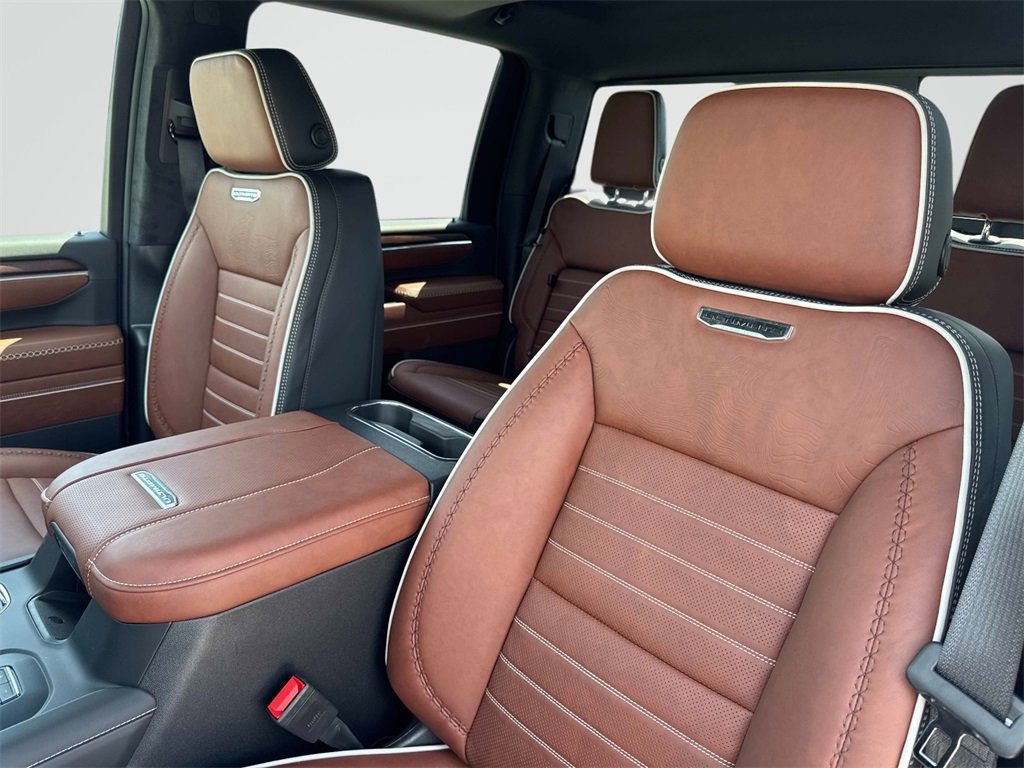 New 2026 GMC Sierra 2500 Denali Ultimate image 13