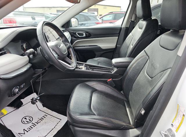 Used 2022 Jeep Compass Limited image 10