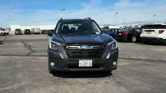 Used 2023 Subaru Forester Limited w/ Popular Package #2 image 3