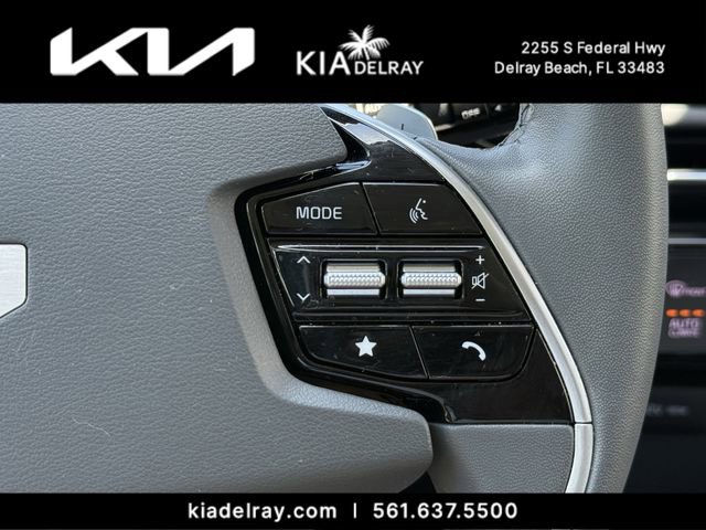Used 2023 Kia Niro EX Touring FWD image 30