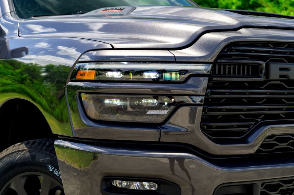 New 2026 RAM 2500 Laramie w/ Night Edition AWD/4WD image 4