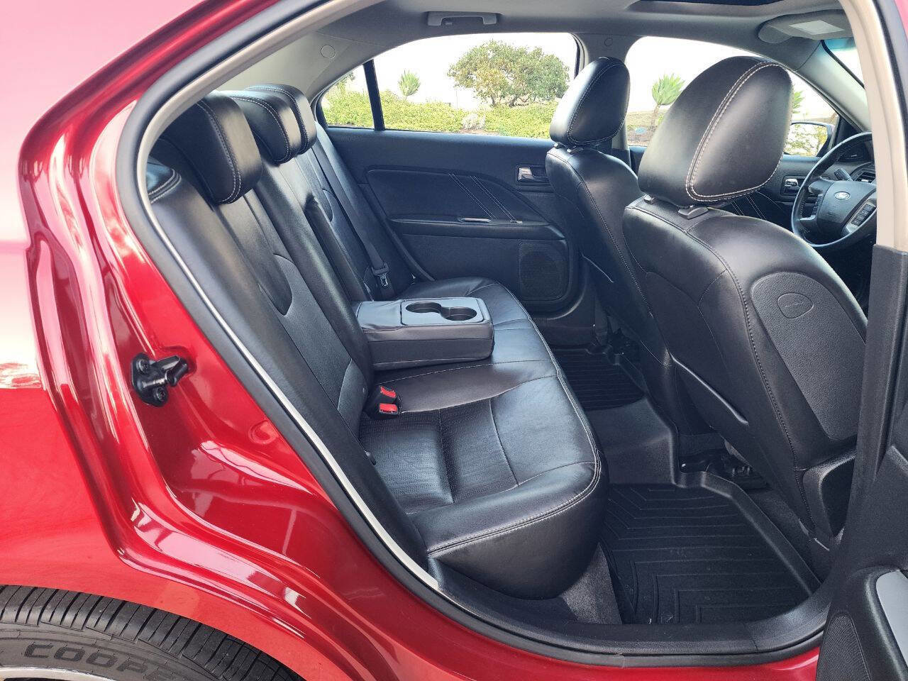 Used 2010 Ford Fusion Sport FWD image 14