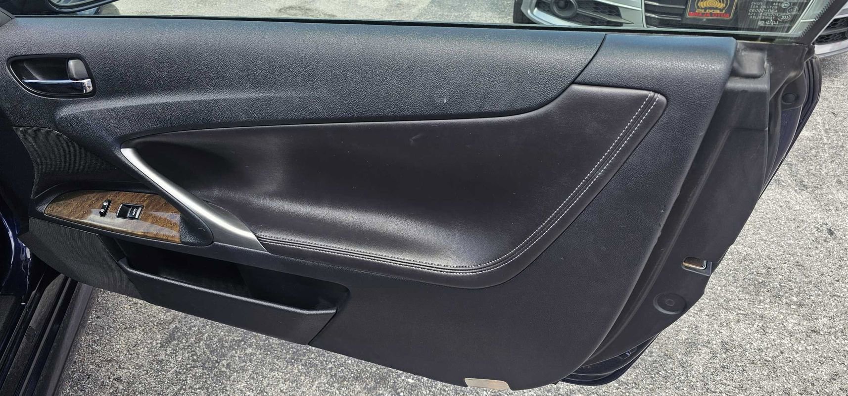 Used 2011 Lexus IS 250C RWD image 16