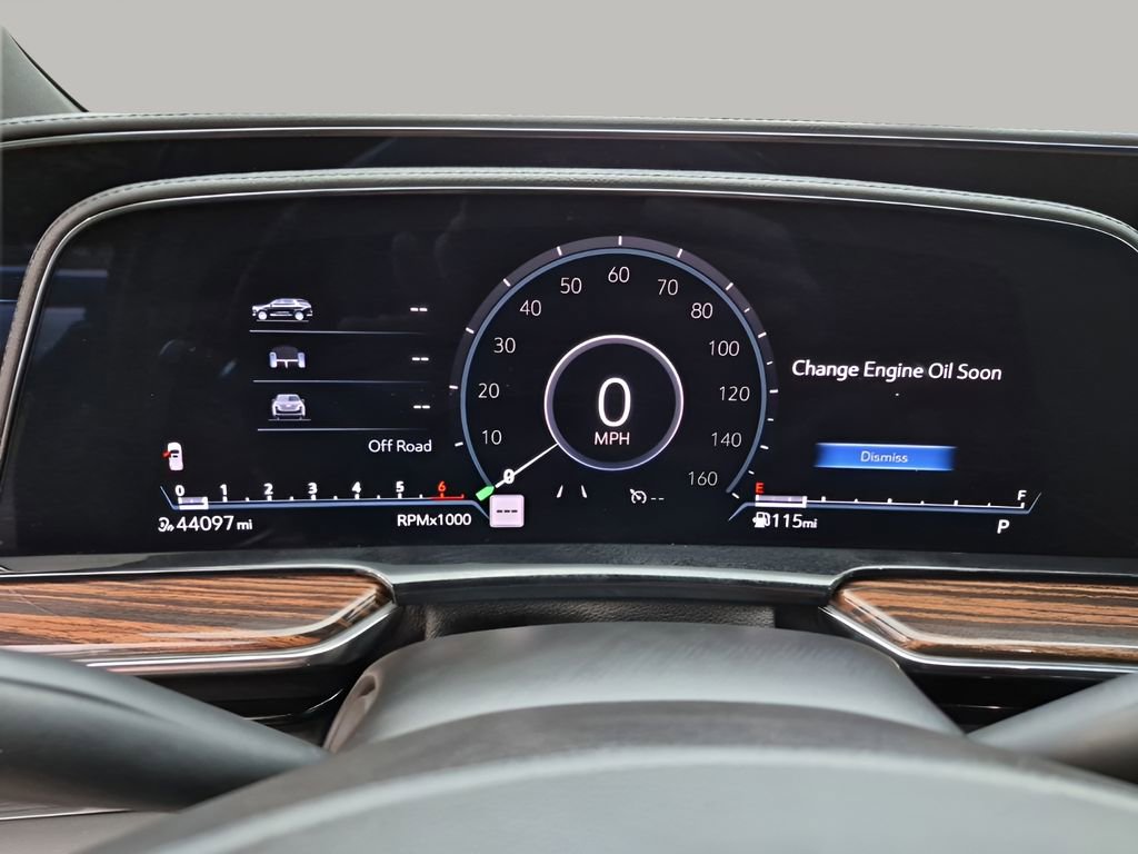 Used 2023 Cadillac Escalade ESV Luxury image 37