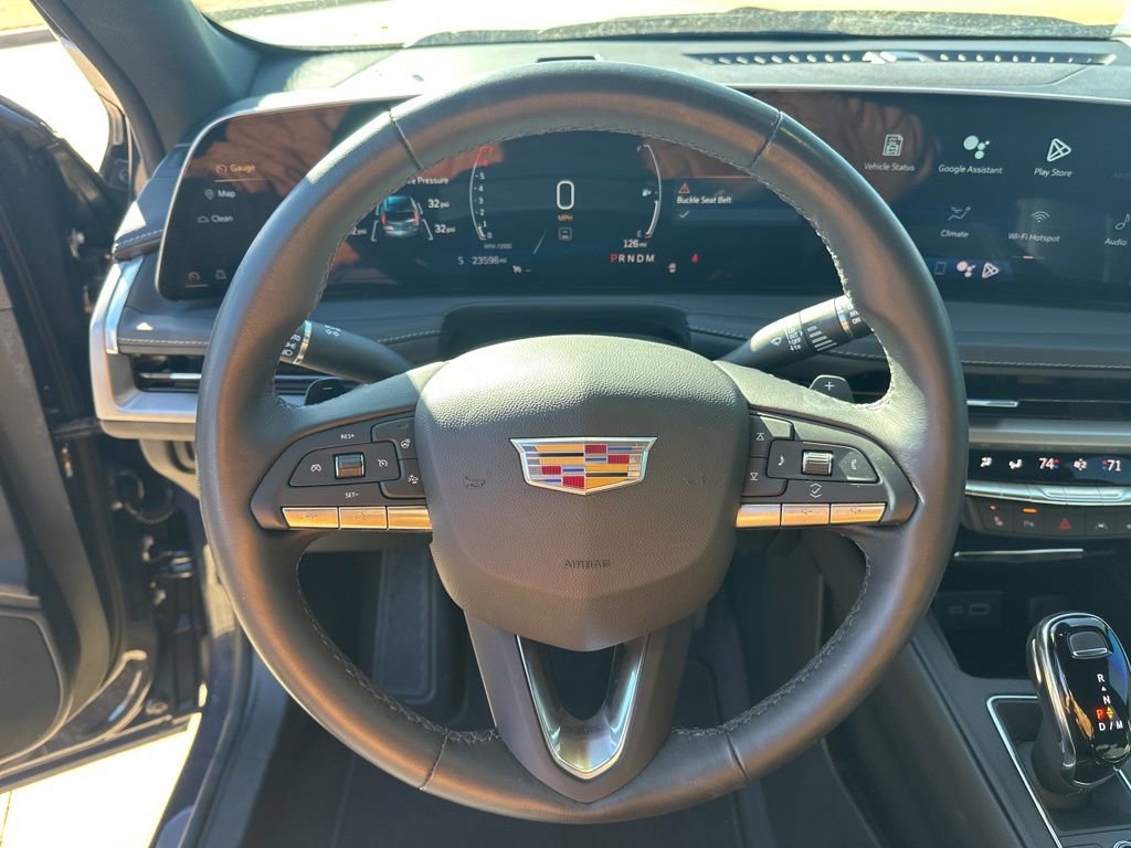 Certified 2024 Cadillac XT4 Luxury w/ Cold Weather Package image 18