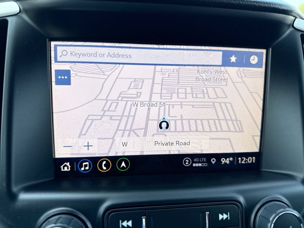 Used 2024 GMC Terrain SLT w/ Infotainment Package II AWD/4WD image 18