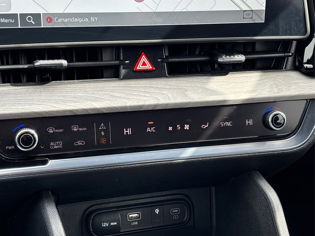 Used 2024 Kia Sportage X-Line w/ X-Line Premium Package image 32