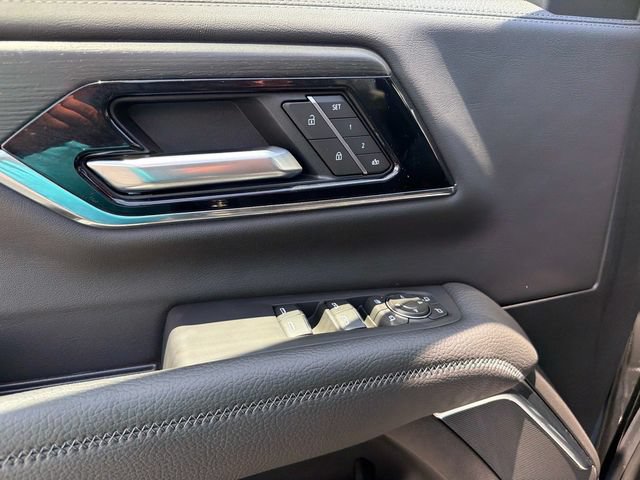 New 2026 GMC Yukon XL Denali w/ Denali Reserve Package RWD image 18