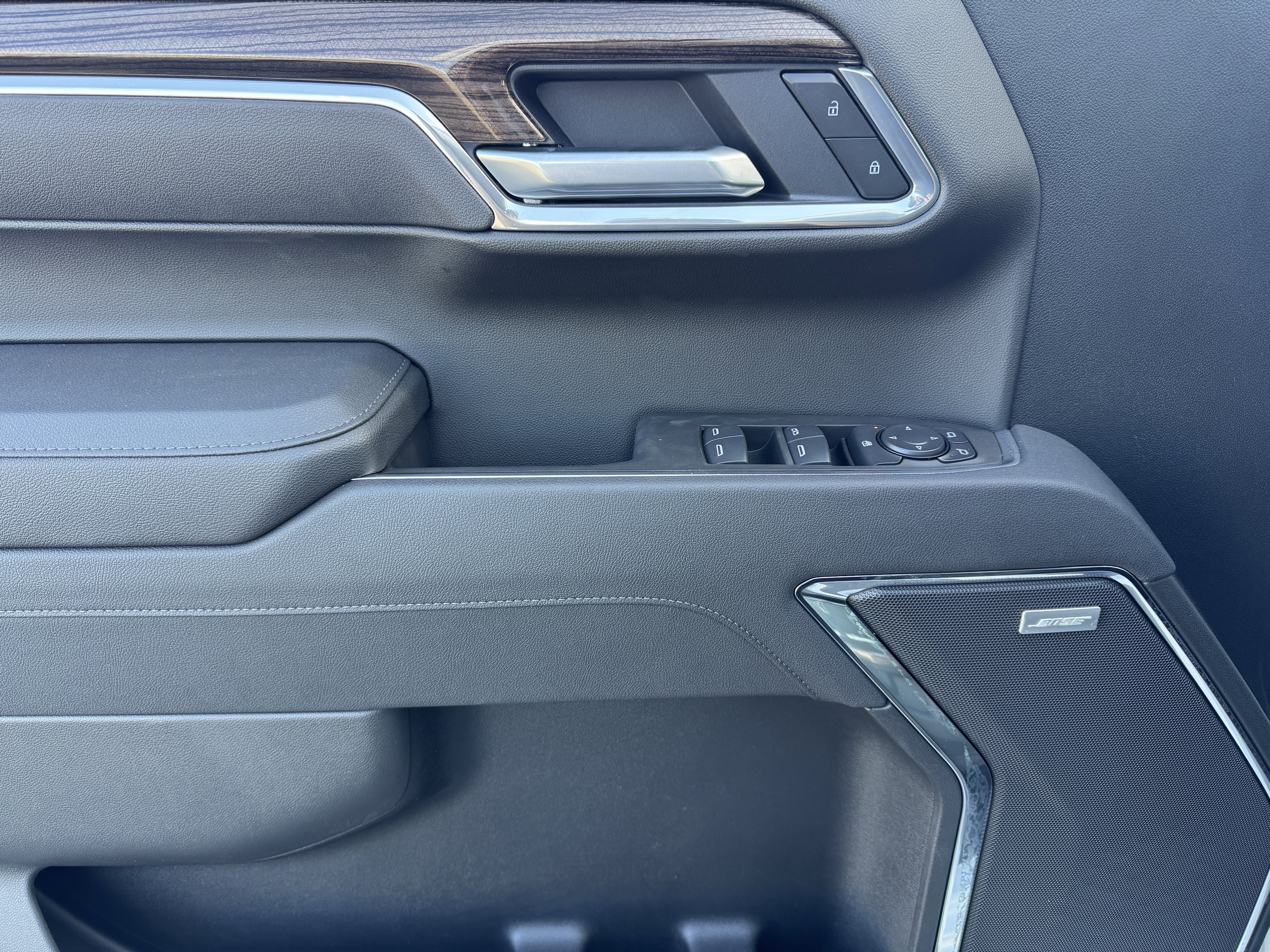 New 2026 Chevrolet Silverado 1500 LT Trail Boss AWD/4WD image 9