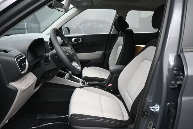 New 2026 Hyundai Venue SEL FWD image 11