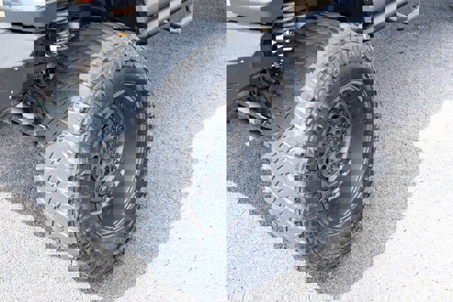 Used 2020 Jeep Gladiator Sport w/ Quick Order Package 24S image 9