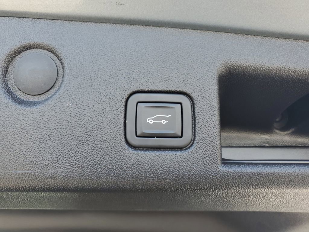 Used 2024 Chevrolet Equinox LT image 10