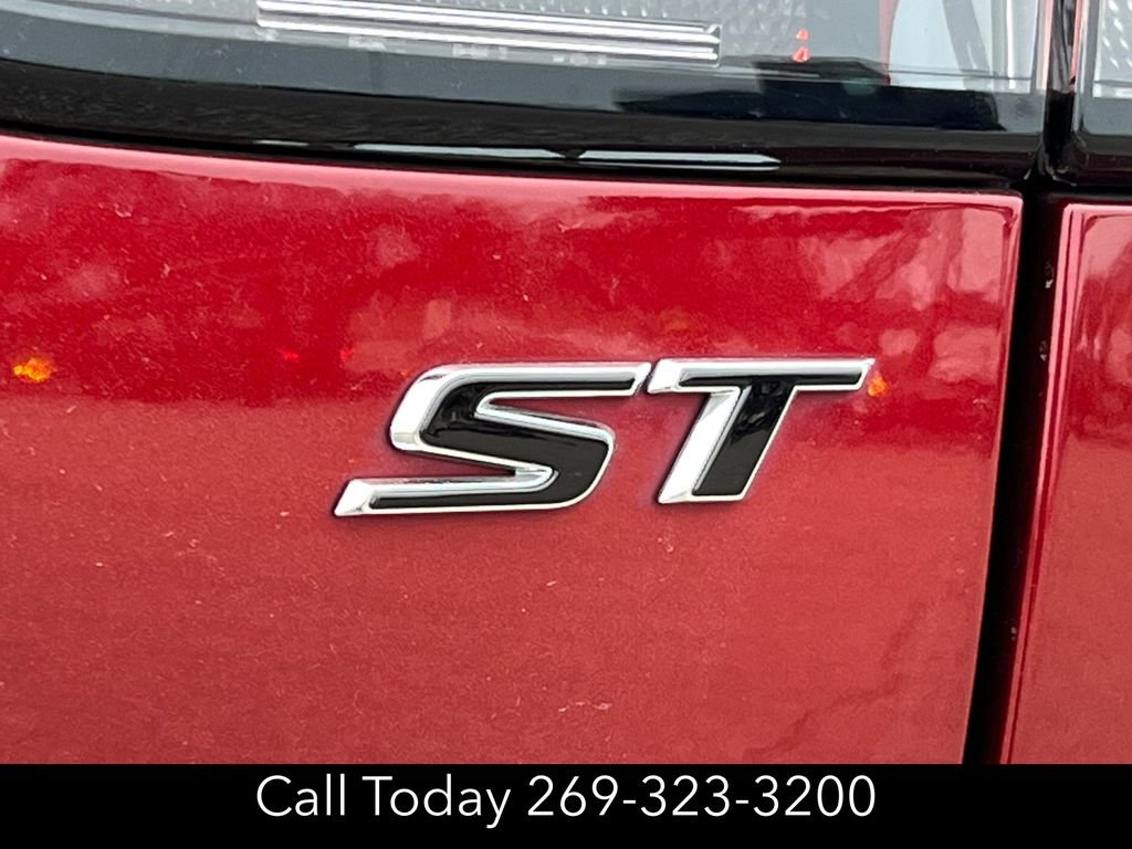 Used 2023 Buick Envision Preferred w/ Sport Touring Package video 2