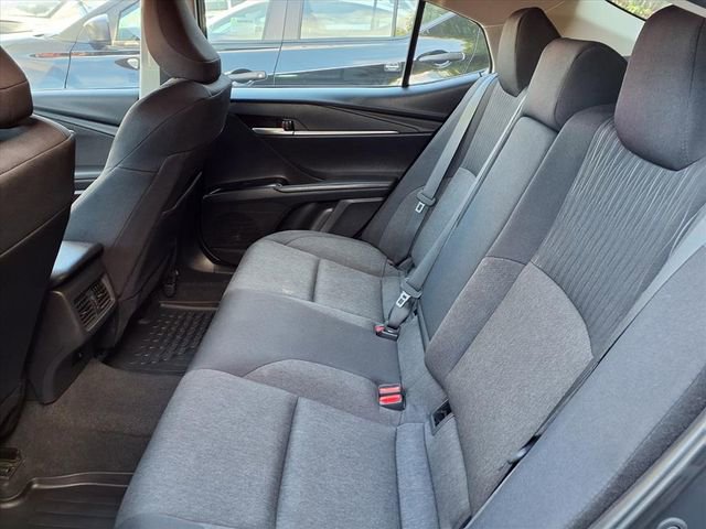 Used 2025 Toyota Camry LE FWD image 18