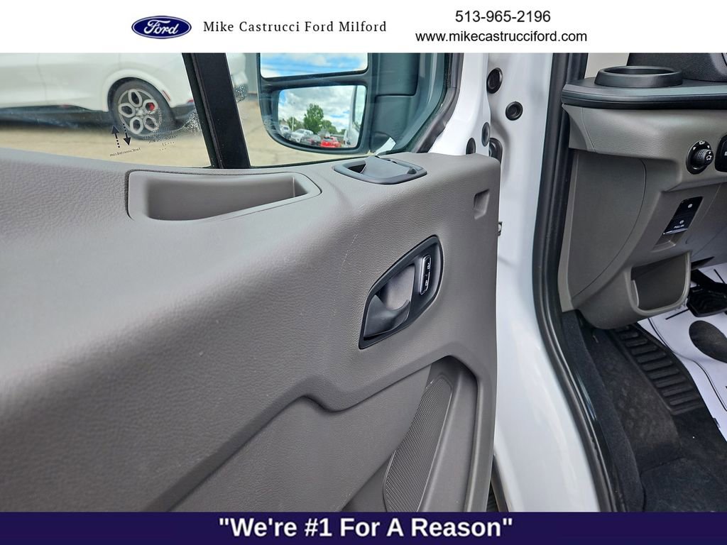 Used 2023 Ford Transit 350 XLT RWD image 22