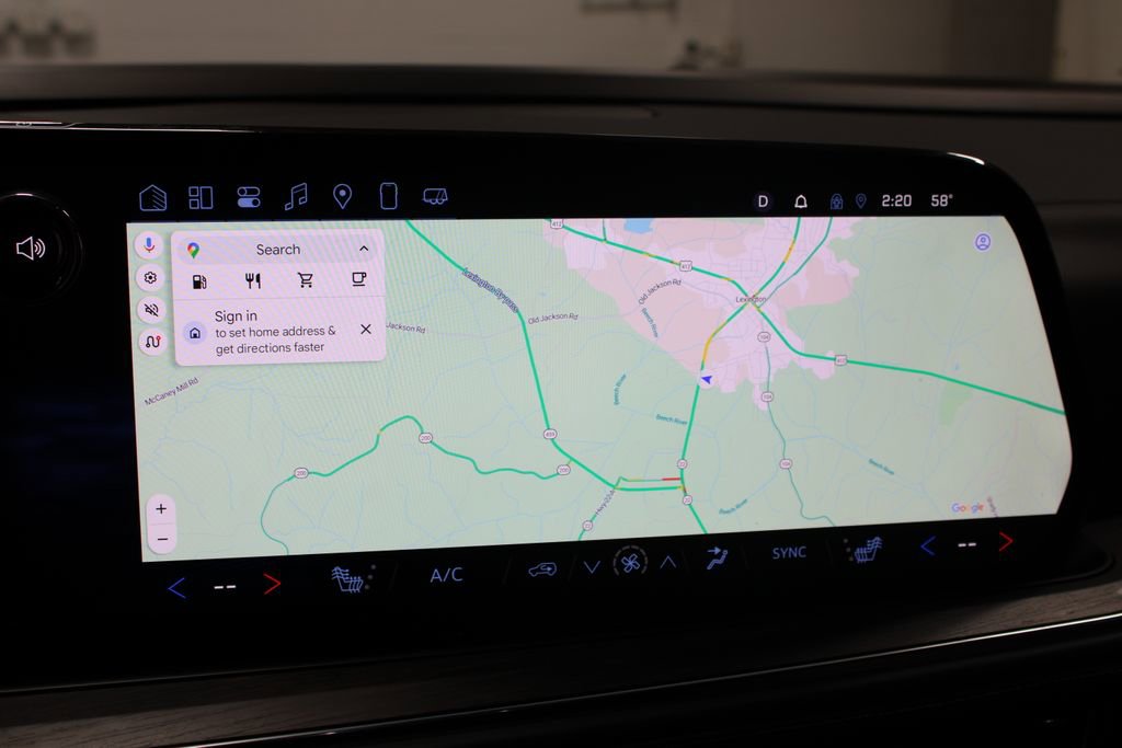 Used 2025 Chevrolet Suburban Z71 image 29