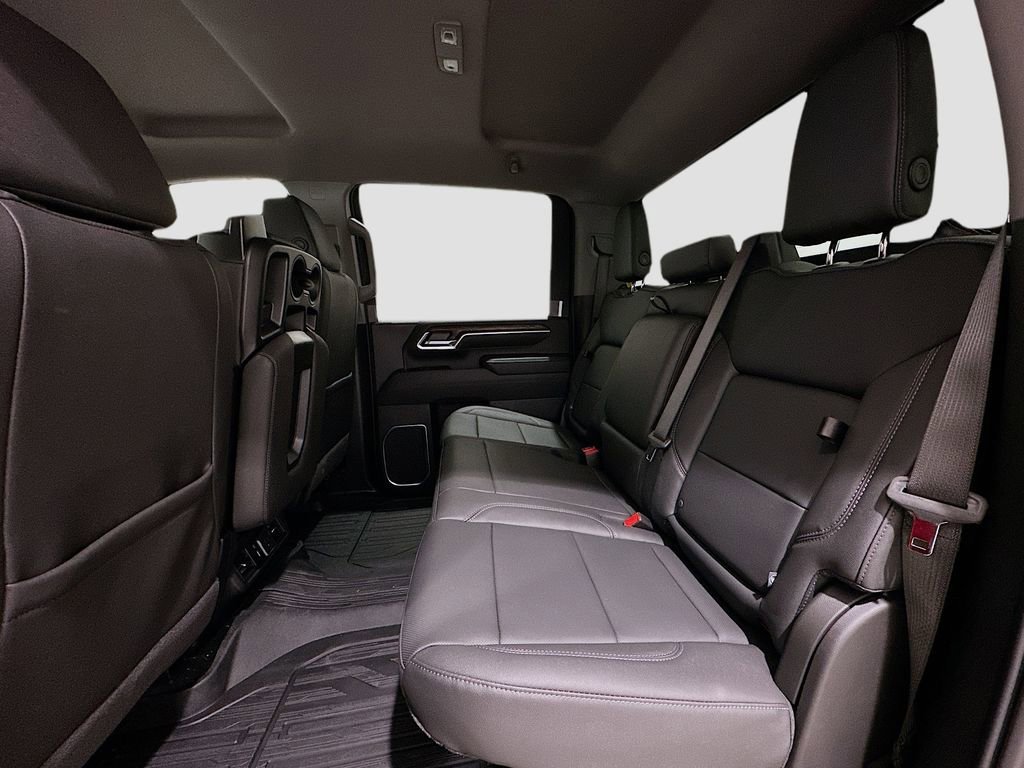 New 2026 GMC Sierra 3500 SLT image 28