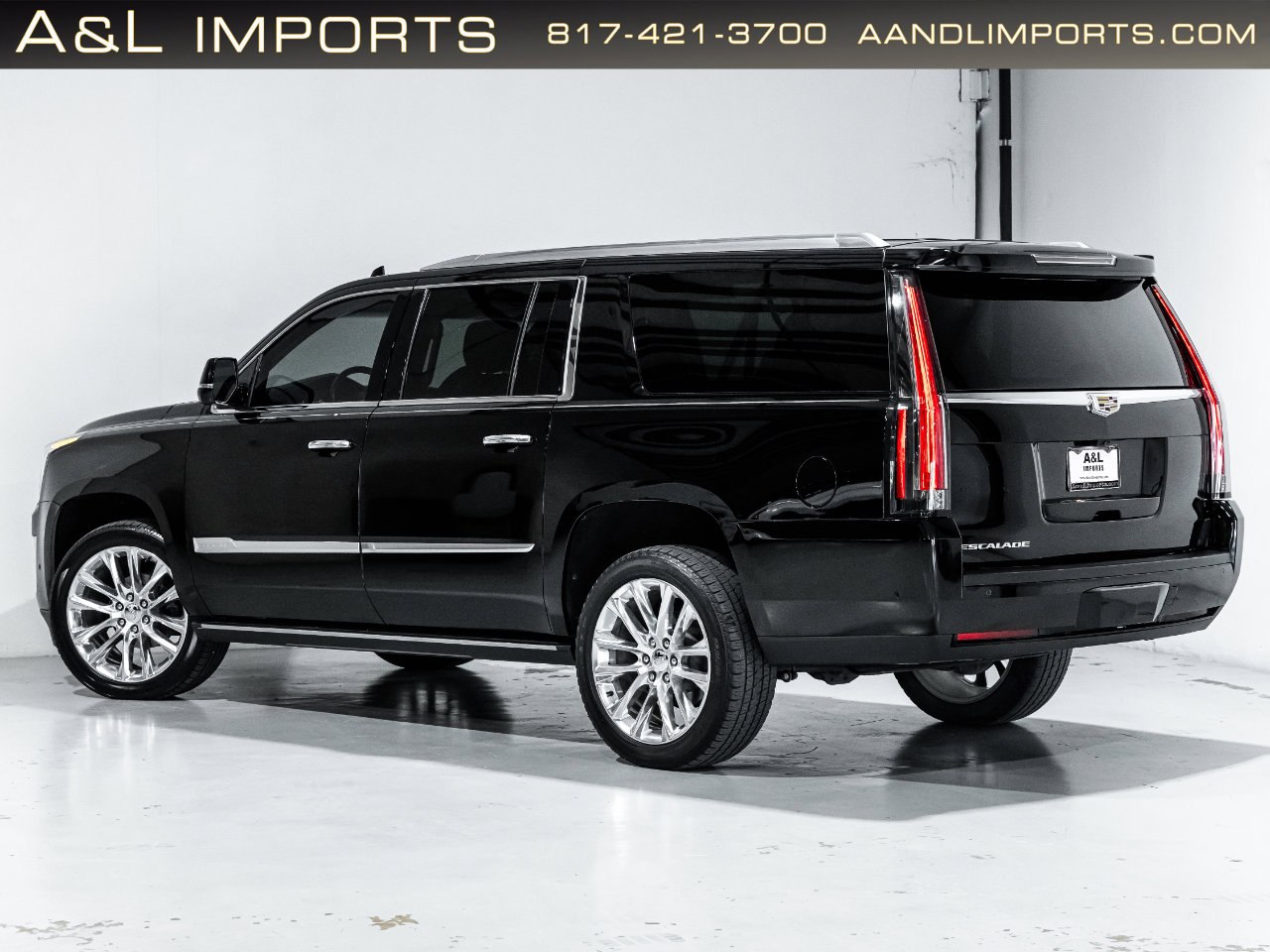 Used 2019 Cadillac Escalade ESV Premium Luxury image 41