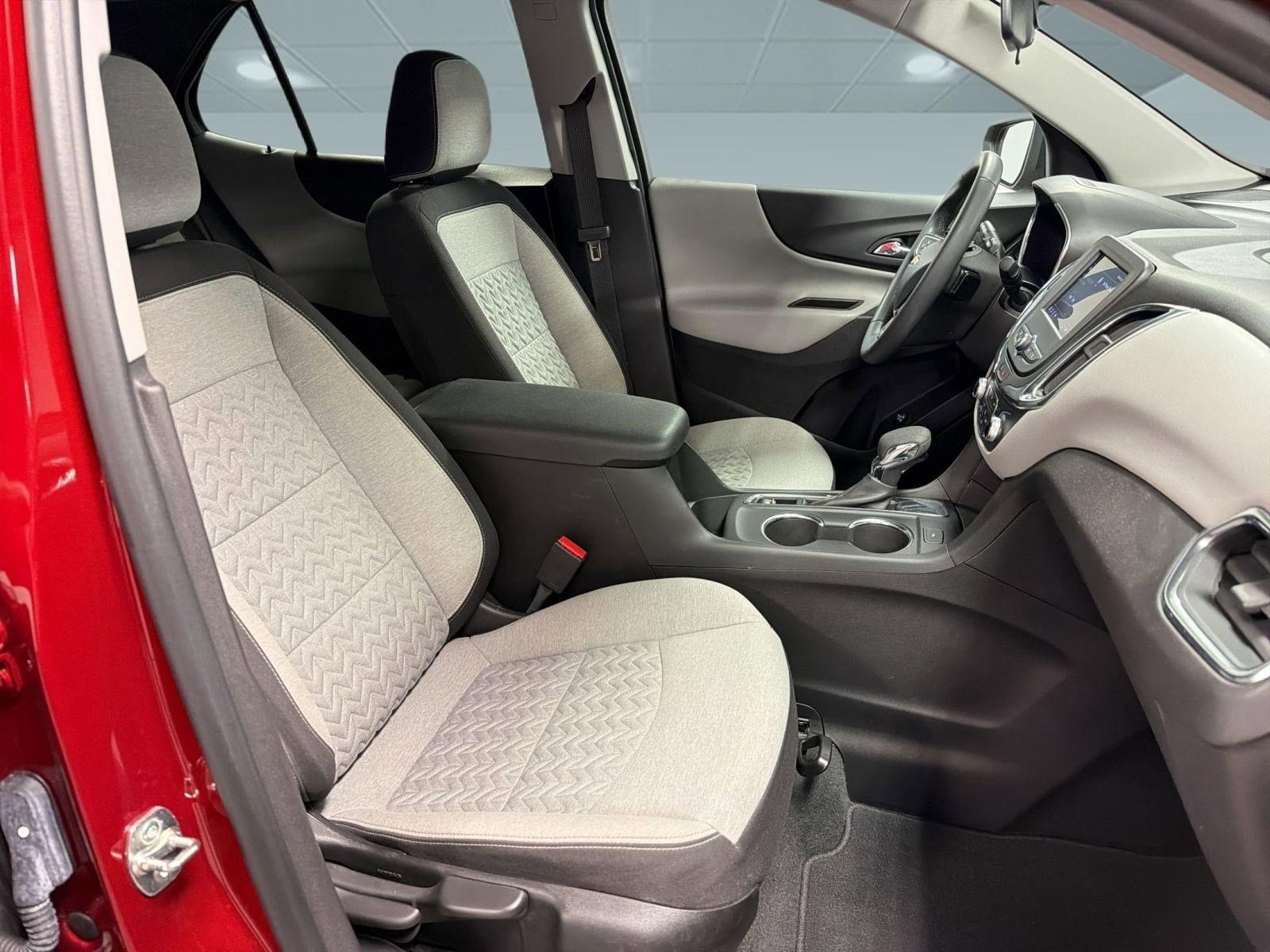Used 2023 Chevrolet Equinox LT FWD image 31