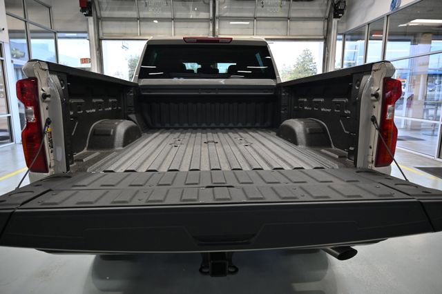 New 2026 Chevrolet Silverado 2500 Custom w/ Custom Value Package AWD/4WD image 8