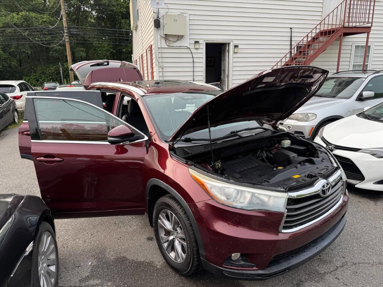 Used 2015 Toyota Highlander XLE image 6