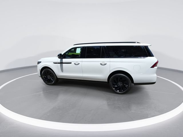 New 2025 Lincoln Navigator L Reserve w/ Jet Appearance Package AWD/4WD image 5