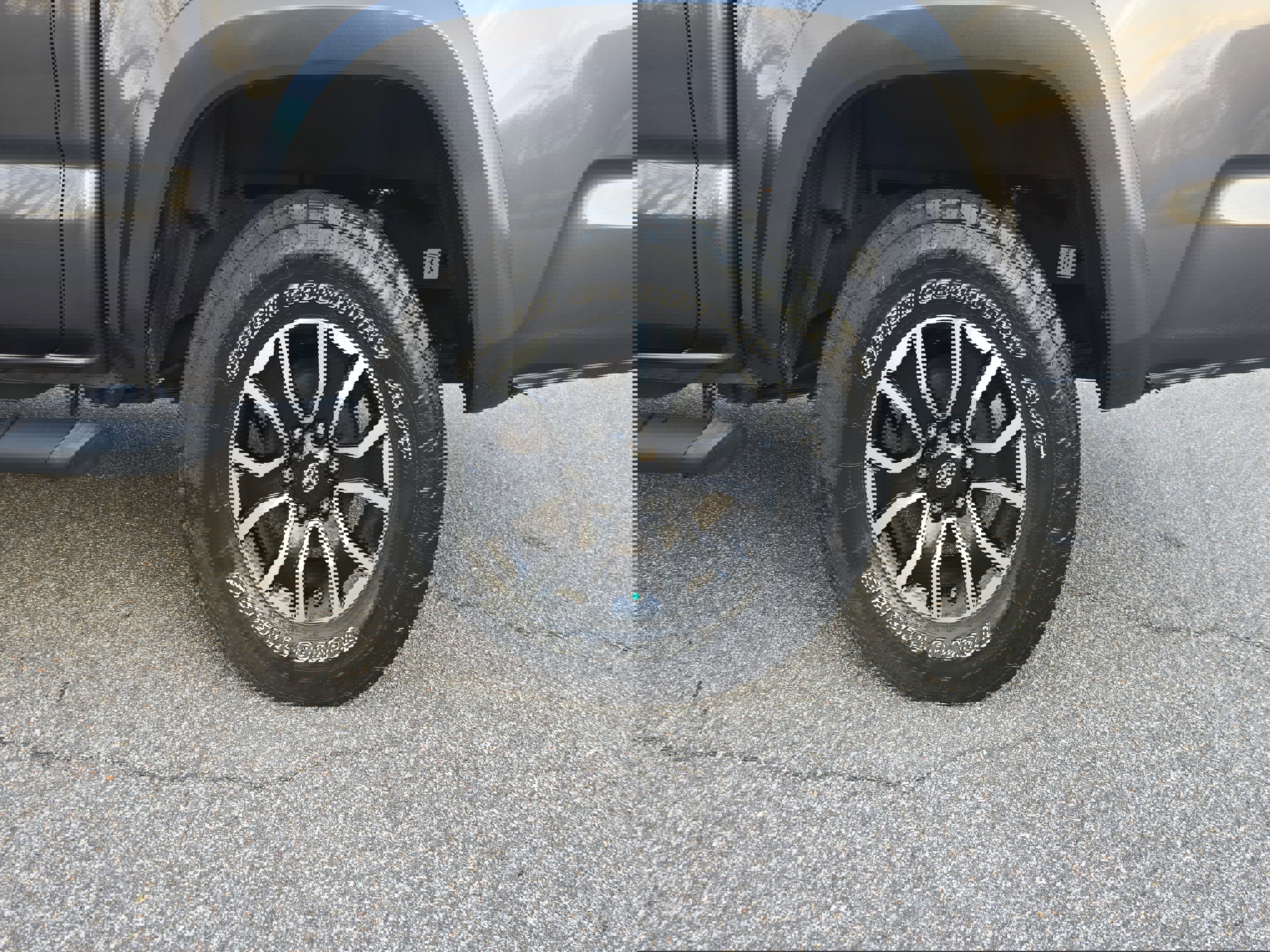 Used 2023 Toyota Tacoma SR5 image 32