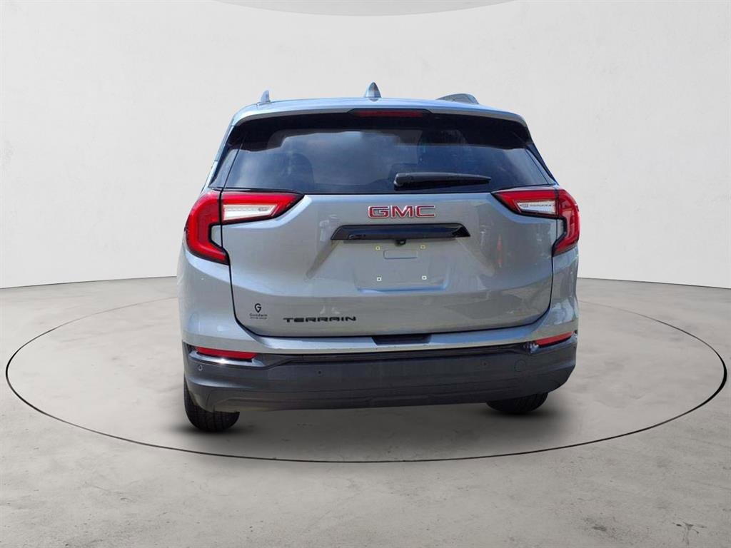 Used 2023 GMC Terrain SLT w/ Elevation Edition image 6